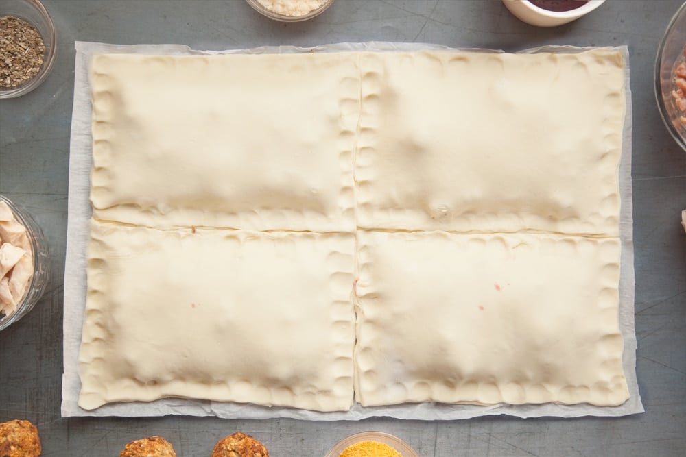 Press the sides of the pastry to make pockets