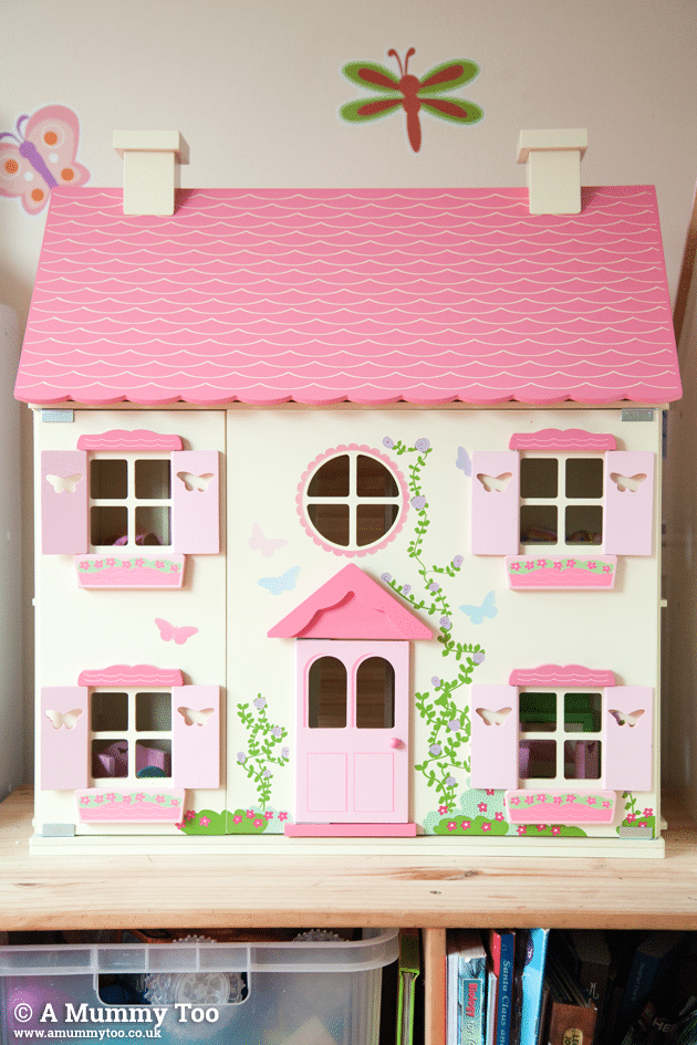 george wooden dolls house