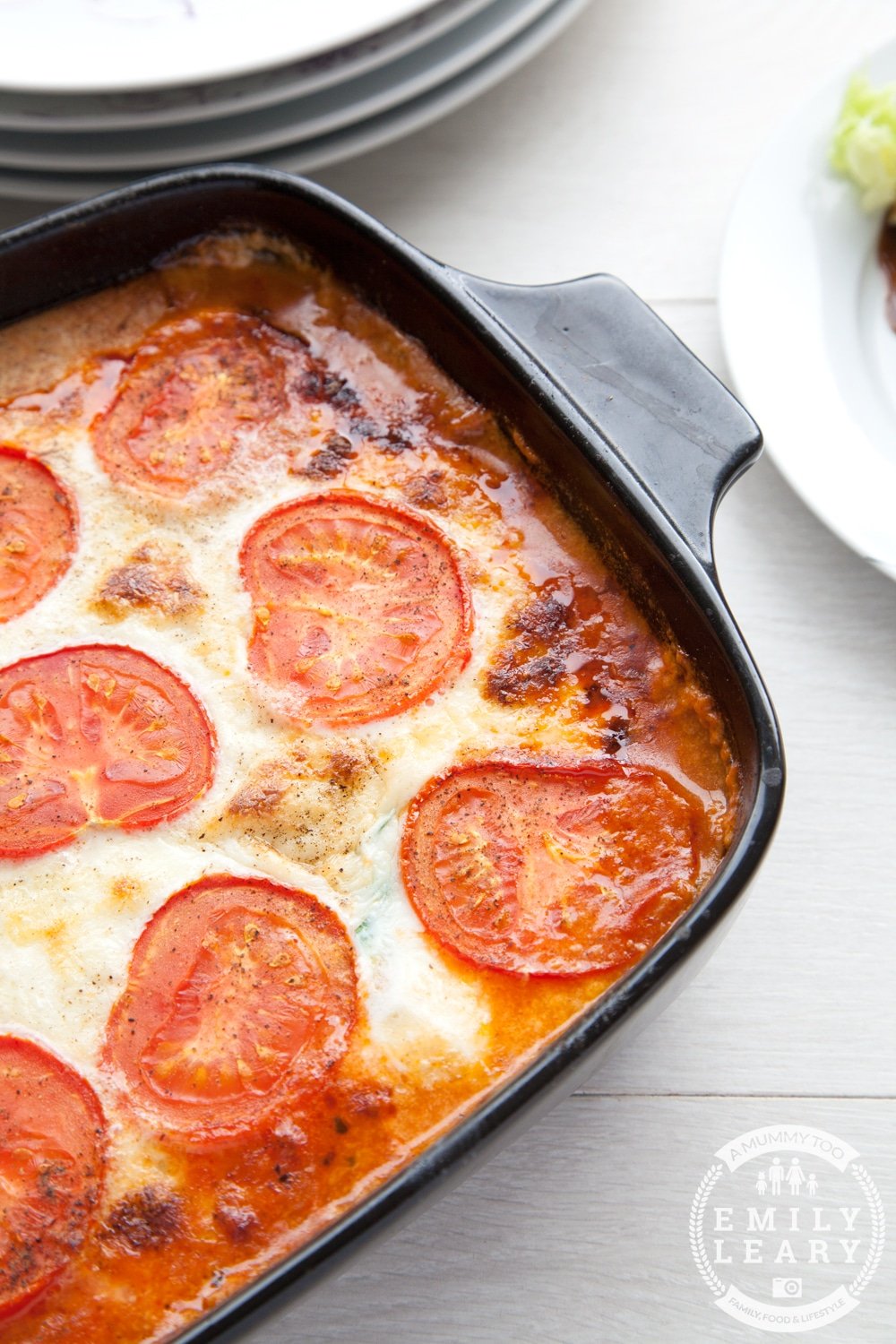 Tomato and courgette mozzarella bake - low carb, suitable for vegetarians and easy to make gluten free
