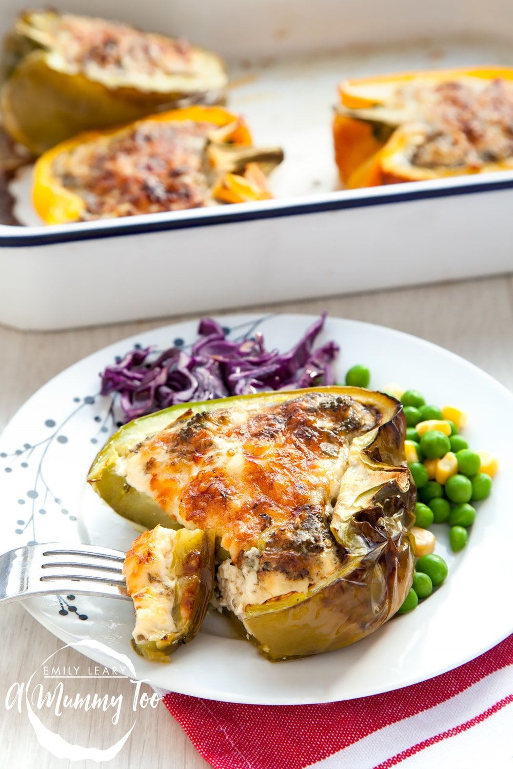 A gorgeous twist on the traditional quiche, which swaps out the pastry for peppers and fills them with a classic mix of eggs, milk, cheese, made extra special with a pinch of sage. Fluffy, low carb, satisfying and packed with flavour. Awesome!