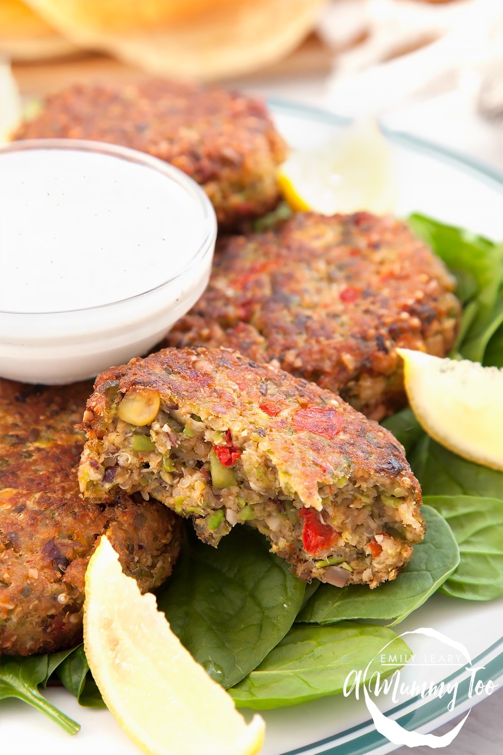 Protein-rich quinoa patties, packed with flavour and ready in minutes. Vegetarian, easy to make and delicious.