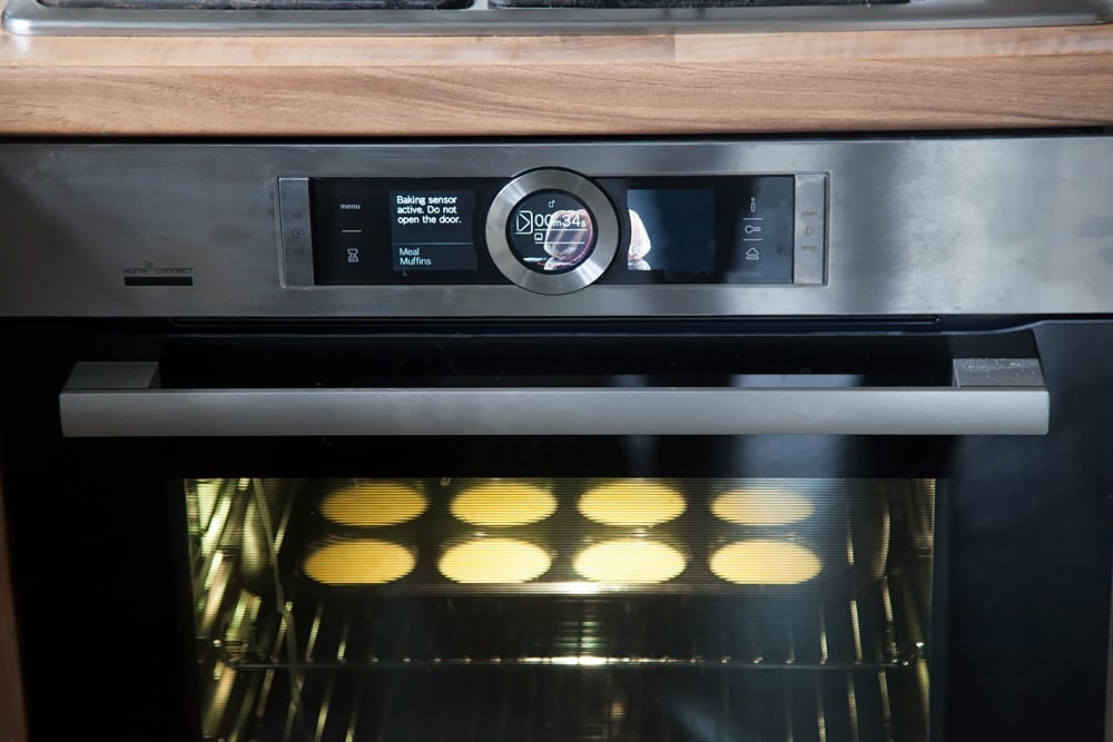 Baking the lime and white chocolate muffins in a Bosch Serie 8 oven