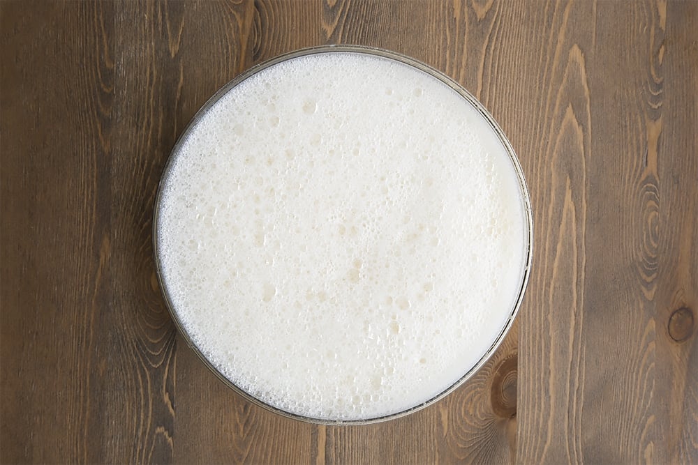 Preparing the custard "cheese sauce"