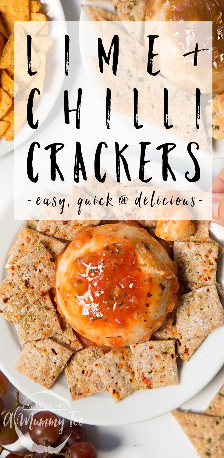 These lime and chilli crackers are an easy, quick and delicious snack! #recipe #crackers