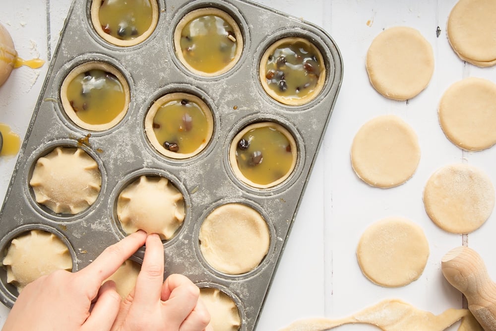 Pinch the pastry dough to seal the salted caramel mince pies