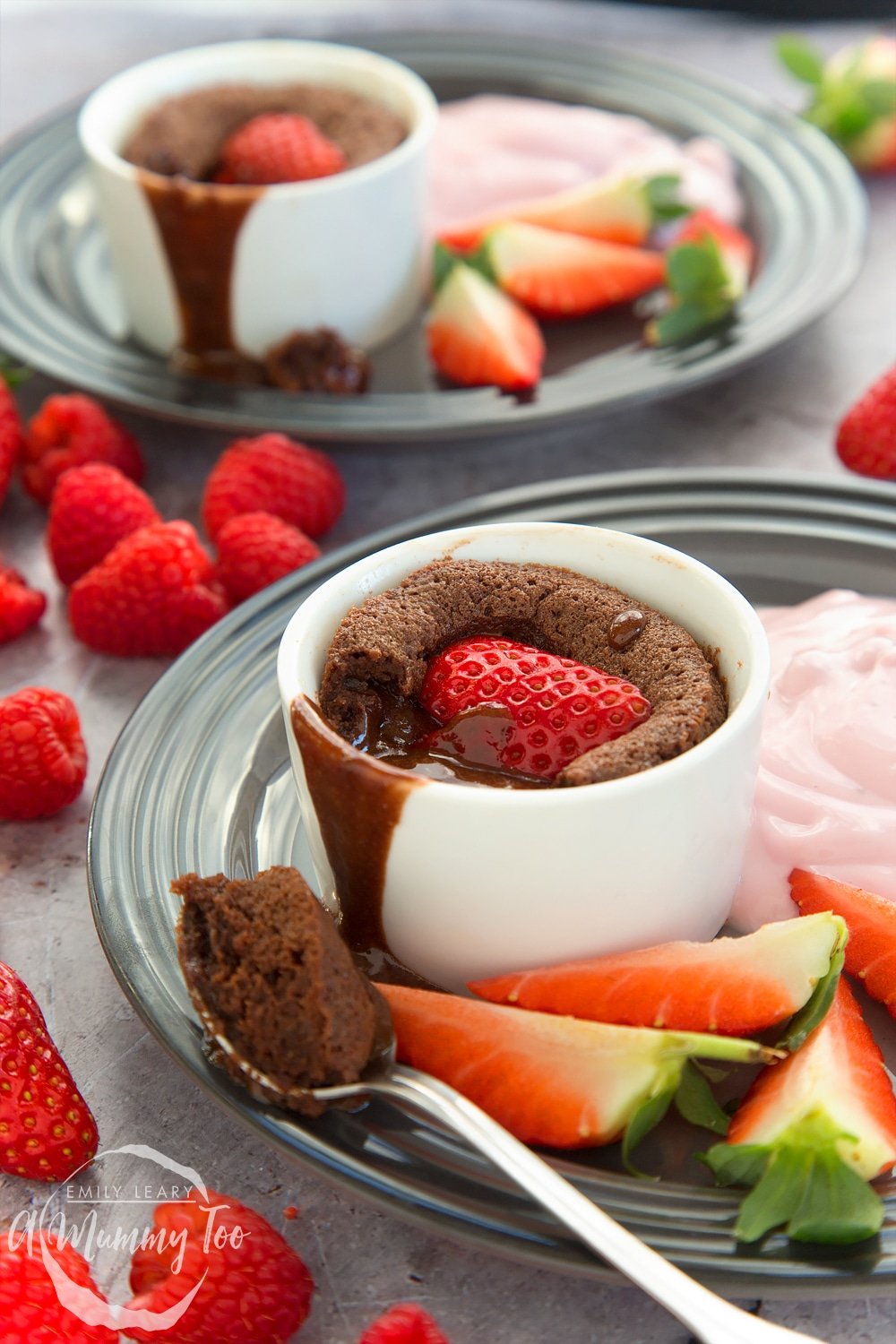 Delicious, decadent and gooey strawberry hot chocolate puddings