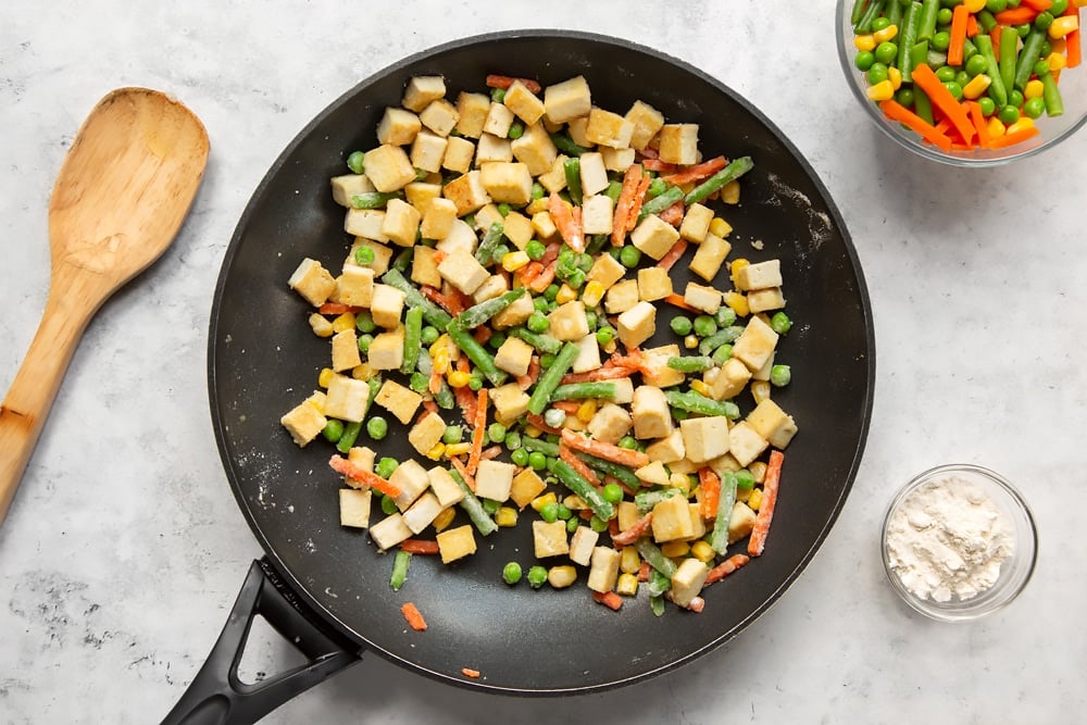 Frying the tofu and vegetable pie filling