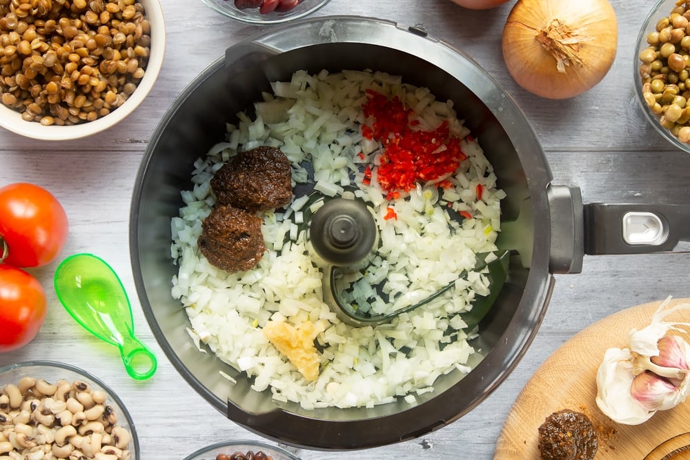 Oil, onion, garlic, chilli and jerk marinade in the Actifry bowl