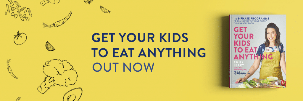 Get your Kids to Eat Anything coperta cărții pe un banner galben