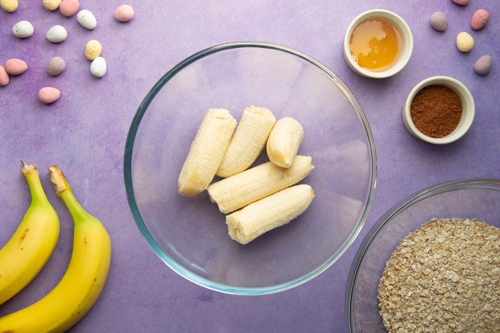 Bananas in a glass bowl