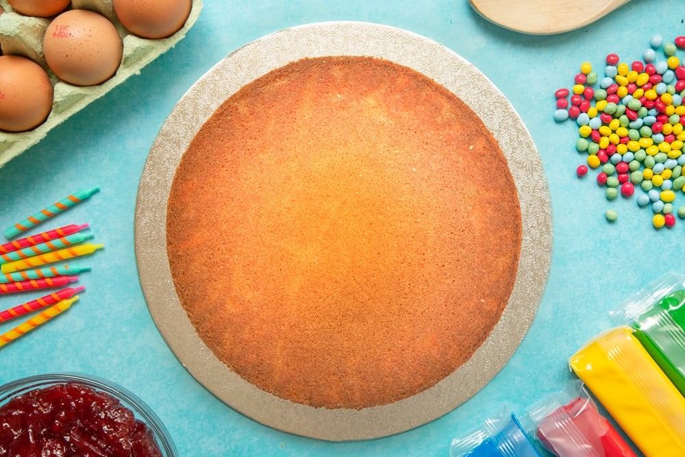 Victoria sponge on a cake board