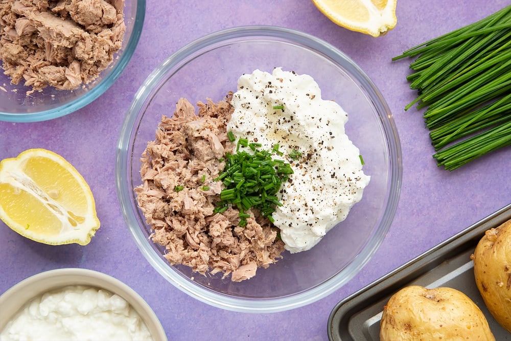 Adding lemon juice and chives to the low-fat tuna cheese jacket potato mixture