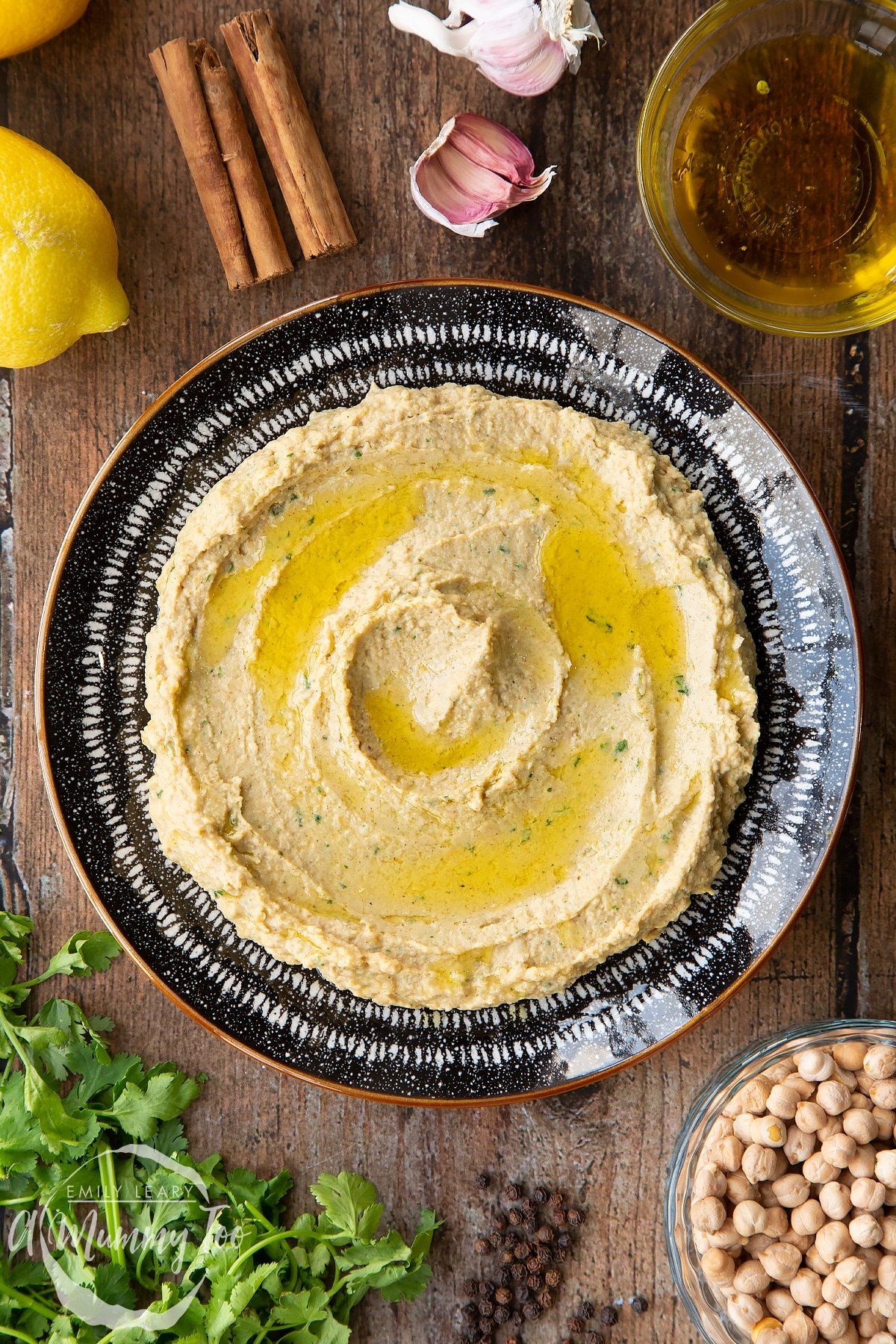 Cinnamon hummus from above. It has been drizzled with olive oil