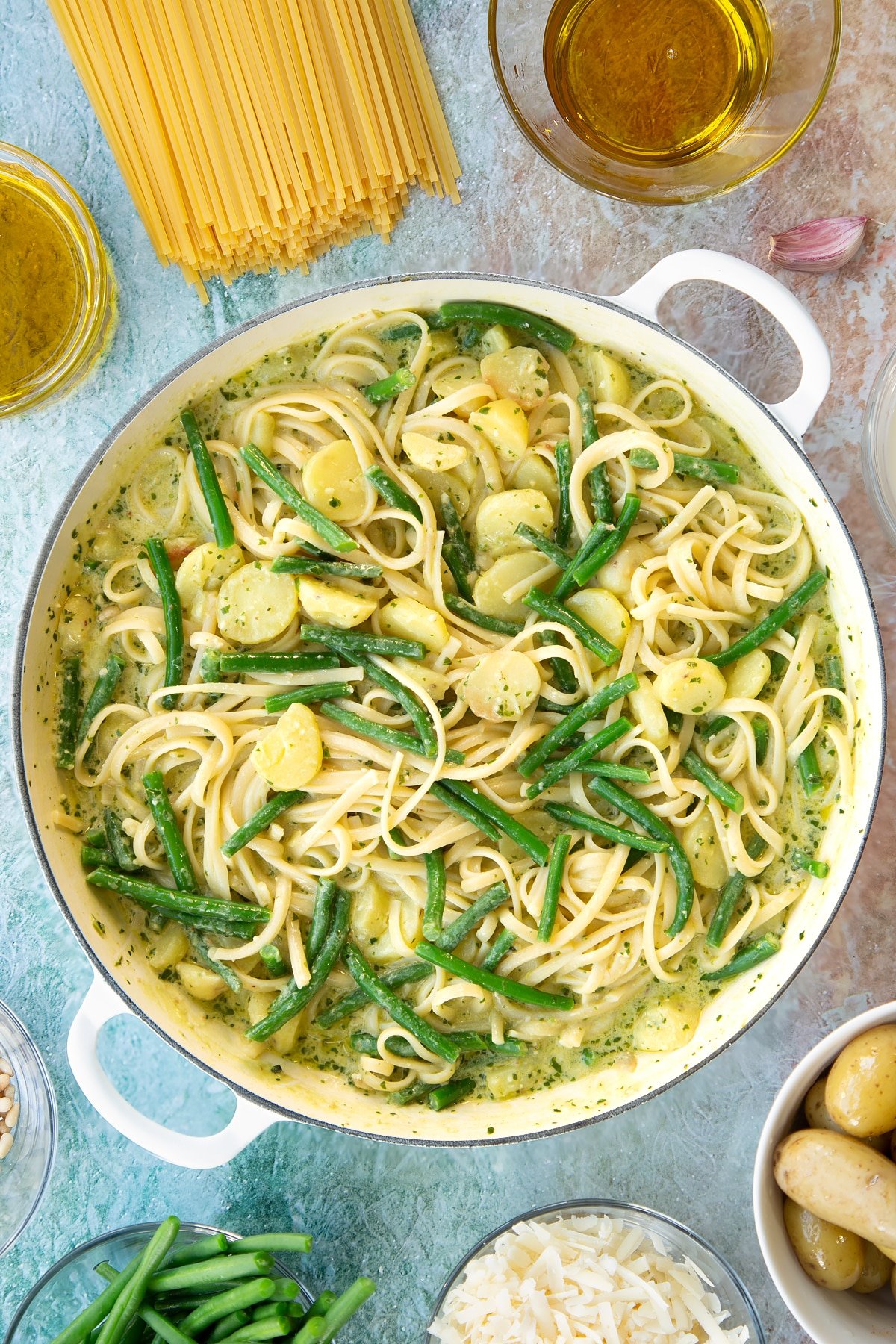 Overhead shot of the finished Linguine alla genovese in the pan.