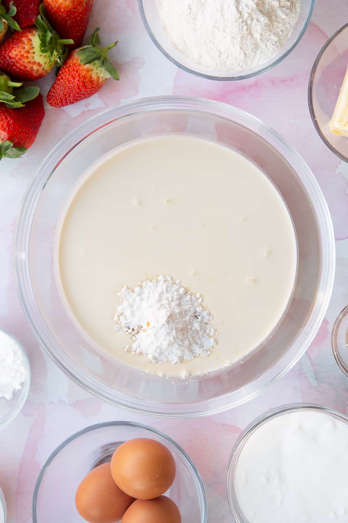 cream, sugar and. vanilla in a large clear bowl.