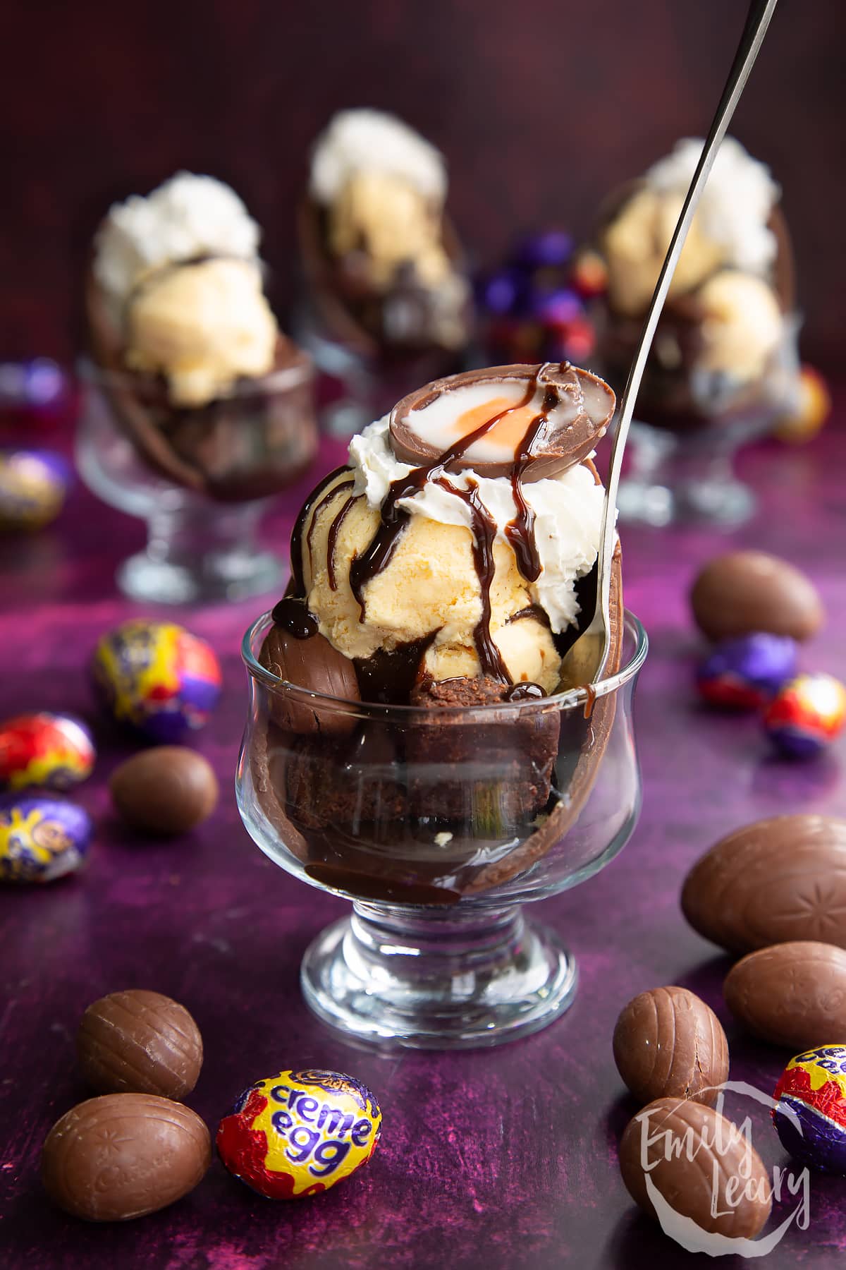 Finsihed bowl of Easter egg sundae