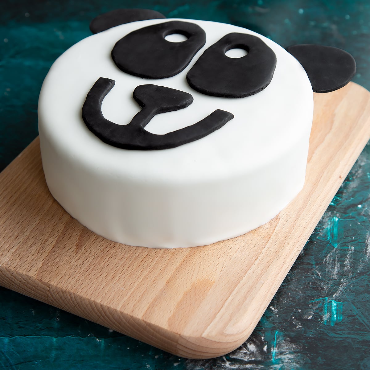 3D Panda Cake Recipe | Stey-by-Step Guide - TheFoodXP
