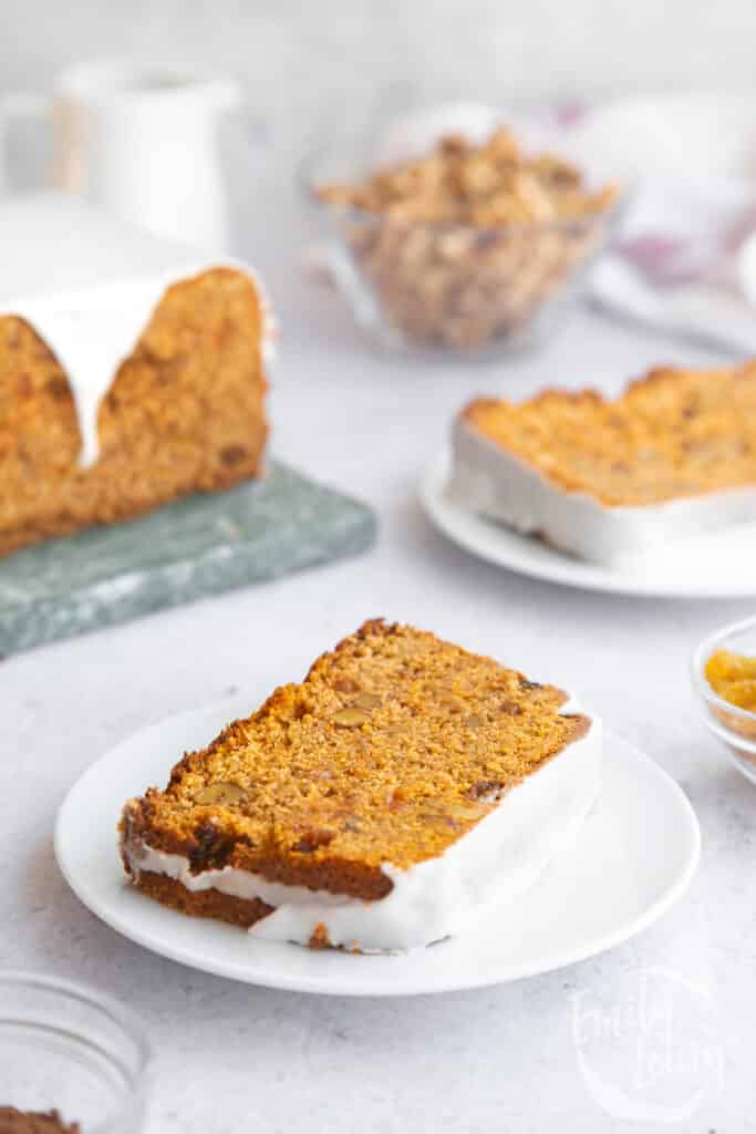 Vegan Carrot Loaf Cake