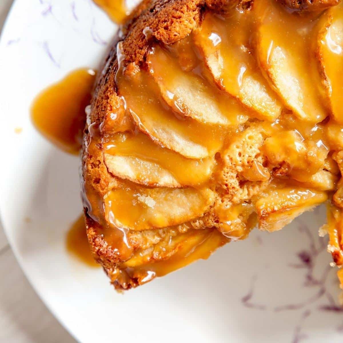 Delicious Toffee Apple Cake Recipe