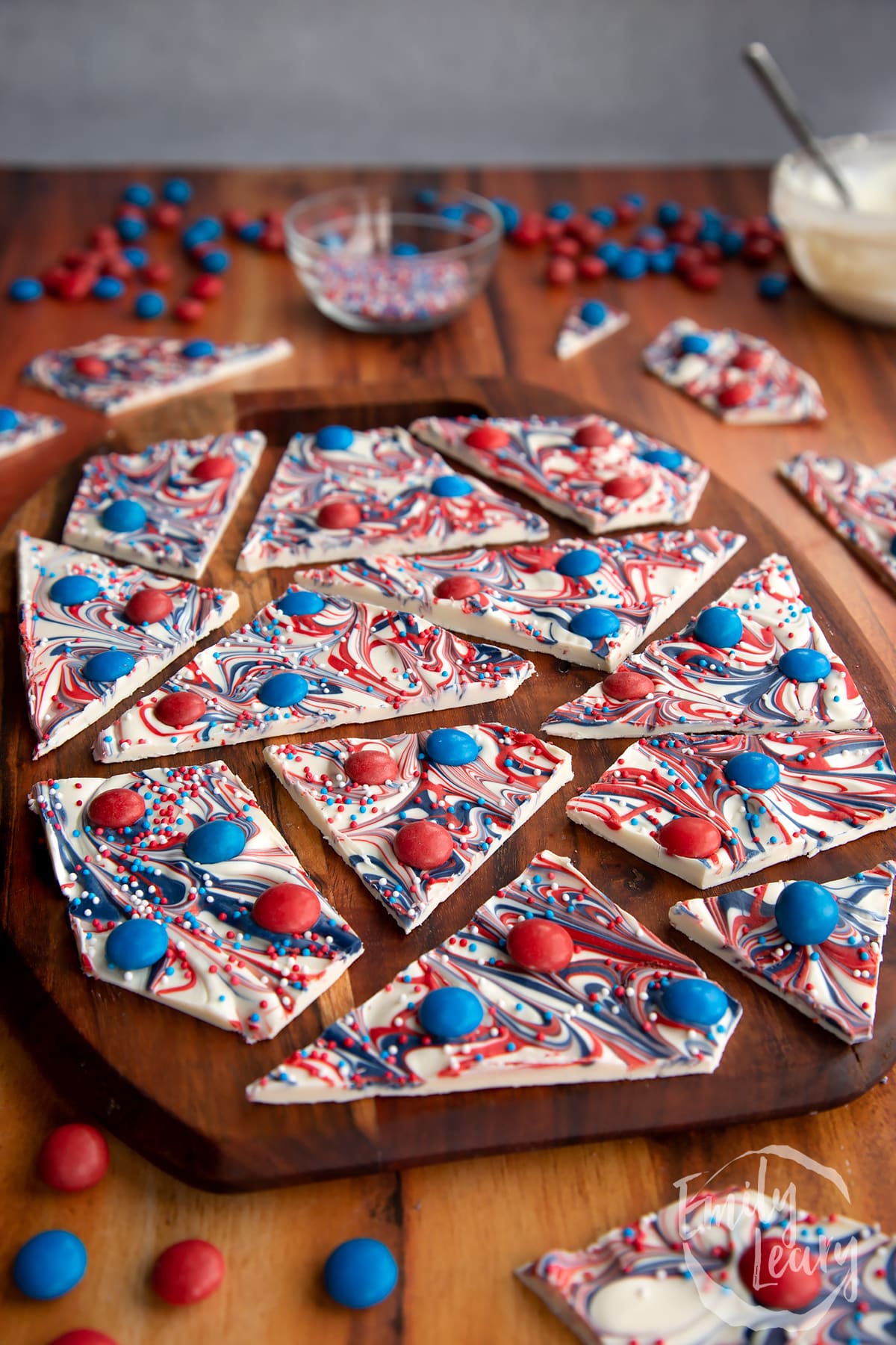Side on shot of the finished red, white and blue bark.