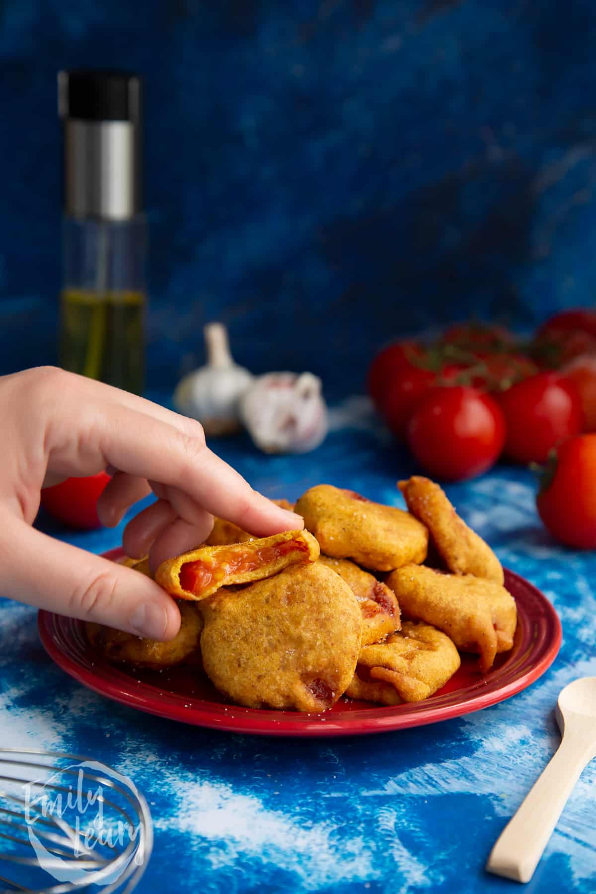 A large plate filled with tomato pakora.