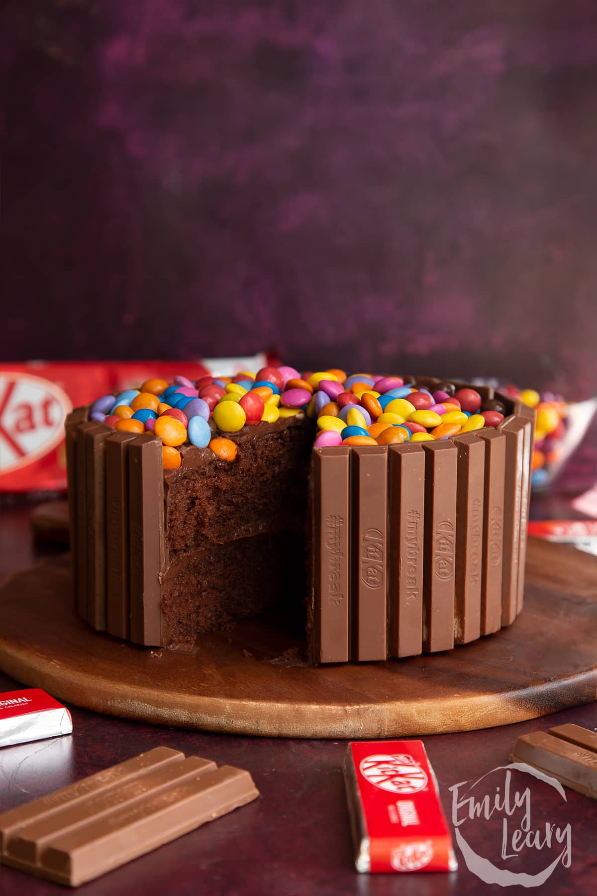 Order colourful KitKat cake for birthdays | Gurgaon Bakers