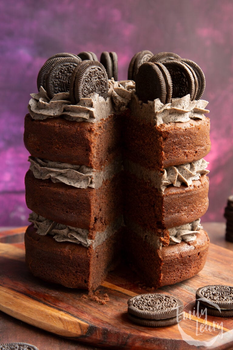 Oreo Cookie Cake Recipe